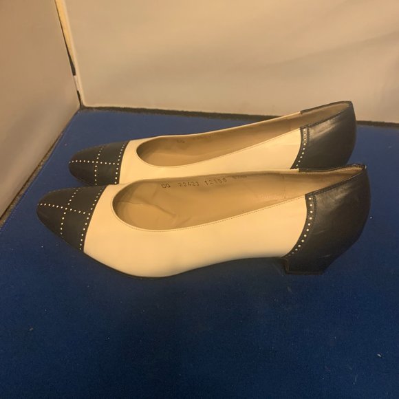 Salvatore Ferragamo Shoes - Picture 4 of 4